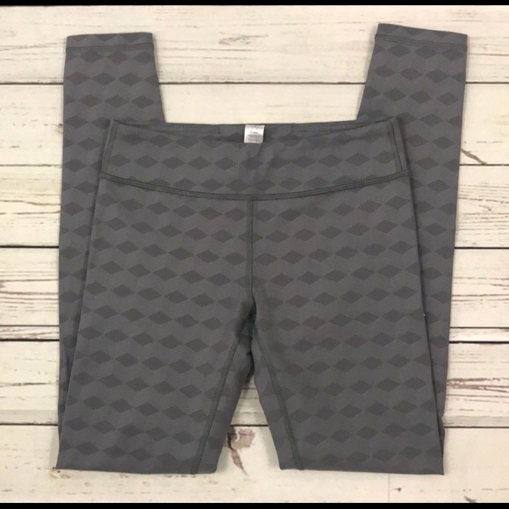 Ivivva Grey Leggings with Diamond Designs!